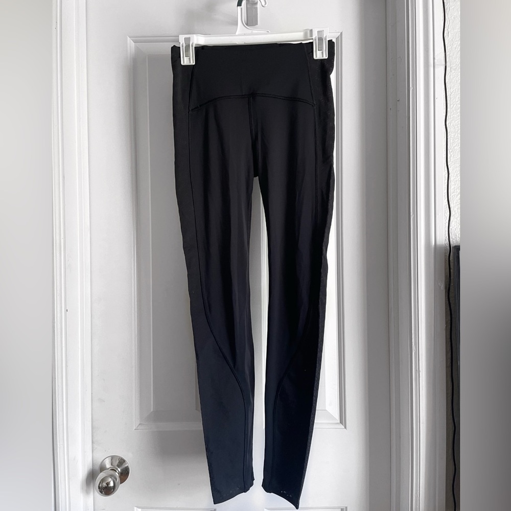 Lululemon Black Leggings Run Geometric Pattern